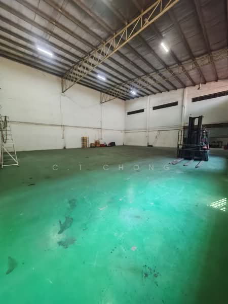 Kilang untuk Dijual di Taman Desa Cemerlang (Ulu Tiram) - C.T Chong - Interior - PropertyGuru.com.my