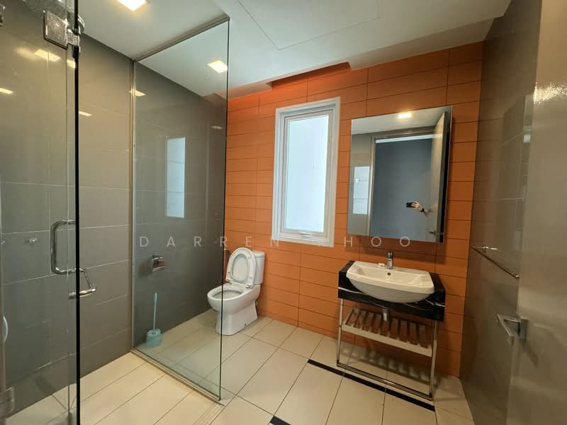 Servis Apartment untuk Disewa di Uptown Residences - Darren Khoo - Bathroom - PropertyGuru.com.my
