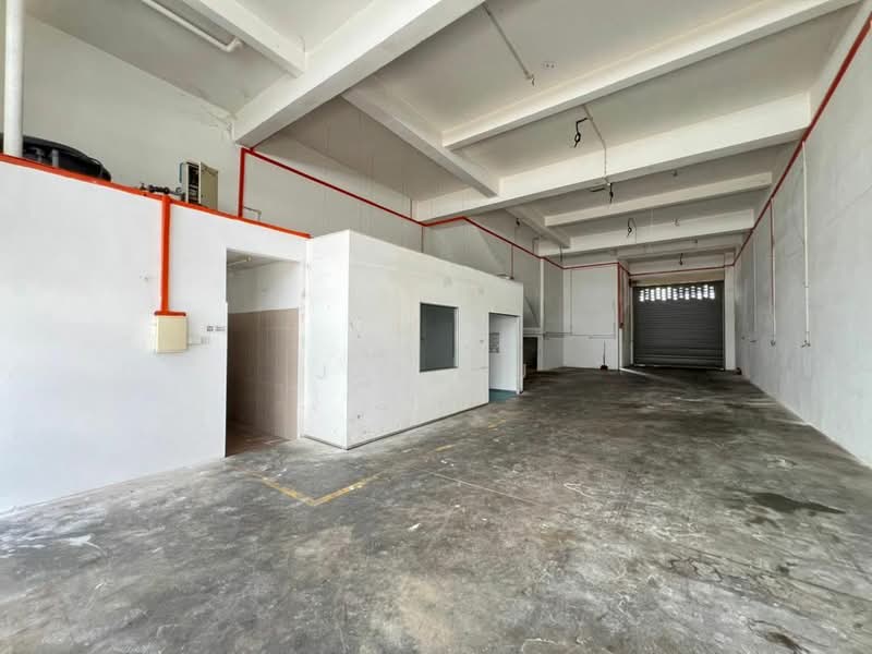 Factory for Rent in Taman Desa Cemerlang (Ulu Tiram) - JAN AU - Interior - PropertyGuru.com.my