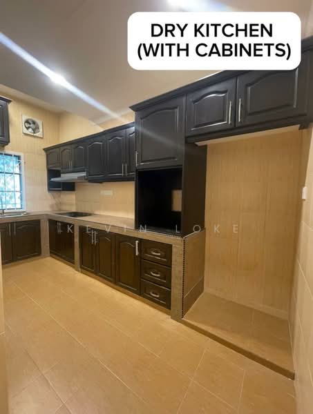 2-storey Terraced House for Sale in Seksyen 23 (Shah Alam) - Kevin Loke - Kitchen - PropertyGuru.com.my