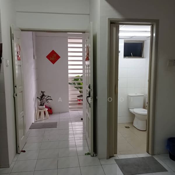 Pangsapuri untuk Dijual di Halaman Kristal - Elaine Ooi - Entrance - PropertyGuru.com.my