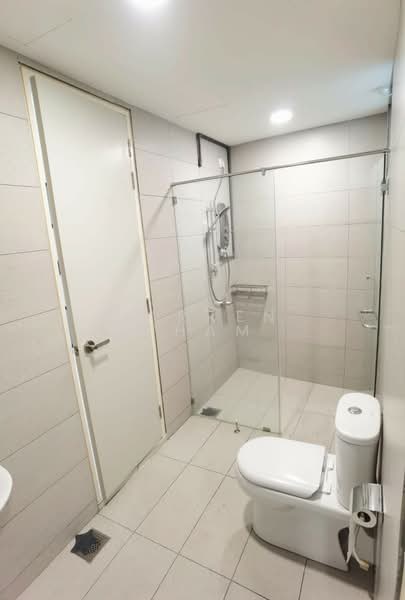 Service Residence for Sale at Woodsbury Suites - Darren Cham - PropertyGuru.com.my