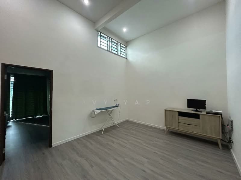 Rumah Teres 2 Tingkat untuk Dijual di Taman Seri Permai (Bukit Mertajam) - Ivy Yap - Living Room - PropertyGuru.com.my