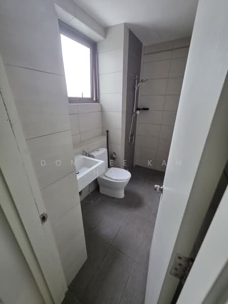 Kondominium untuk Disewa di Lake Point Residence - Don Lee Kah Hou - Bathroom - PropertyGuru.com.my