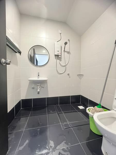 2-storey Terraced House for Sale in Iskandar Puteri (Nusajaya) (Johor) - Jeff Yap - Bathroom - PropertyGuru.com.my