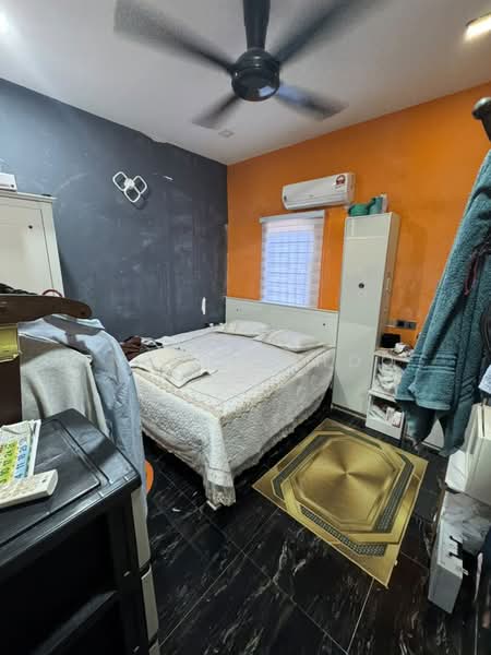 Rumah Teres 2 Tingkat untuk Dijual di Taman Selayang (Selayang) - Evelyn Khoo - Bedroom - PropertyGuru.com.my