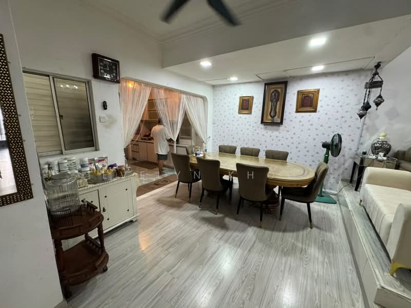 Rumah Teres 2 Tingkat untuk Dijual di Taman Selayang (Selayang) - Evelyn Khoo - Dining Room - PropertyGuru.com.my