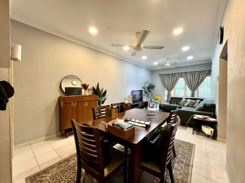 Apartment for Sale at SD Tiara Apartment - Zarema Kulbuzheva - Living Room - PropertyGuru.com.my