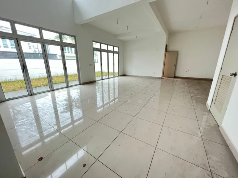 Rumah Kluster untuk Dijual di Taman Nusa Bestari (Iskandar Puteri (Nusajaya)) - Jeff Yap - Living Room - PropertyGuru.com.my