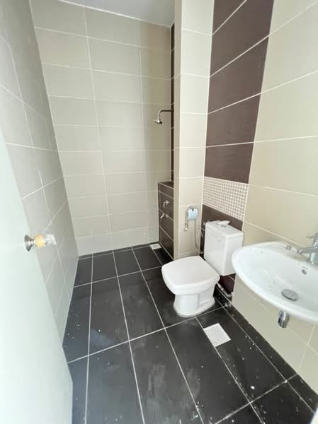 Rumah Kluster untuk Dijual di Taman Nusa Bestari (Iskandar Puteri (Nusajaya)) - Jeff Yap - Bathroom - PropertyGuru.com.my