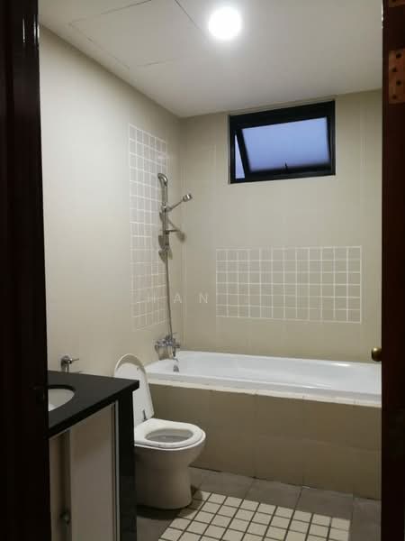 Servis Apartment untuk Disewa di The Heritage Residence - Han . - Bathroom - PropertyGuru.com.my