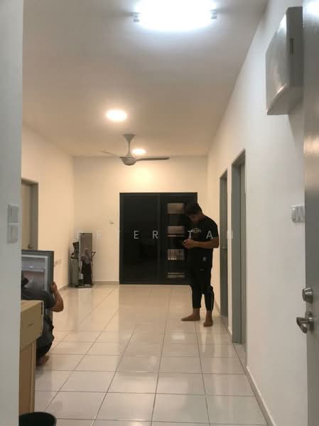 Service Residence for Rent at Residensi Mutiara Kajang 2 - Peter Tan - Corridor - PropertyGuru.com.my