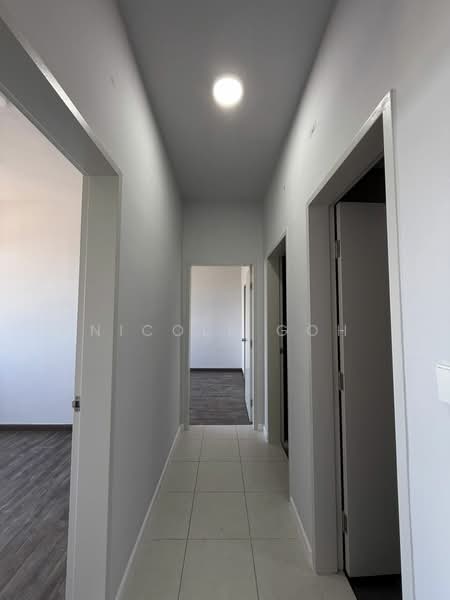 Pangsapuri untuk Disewa di Seruni Residence - Nicole Goh - Corridor - PropertyGuru.com.my