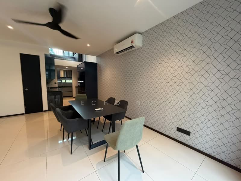 Condominium for Rent at The Breezeway - Echo Ng - Dining Room - PropertyGuru.com.my