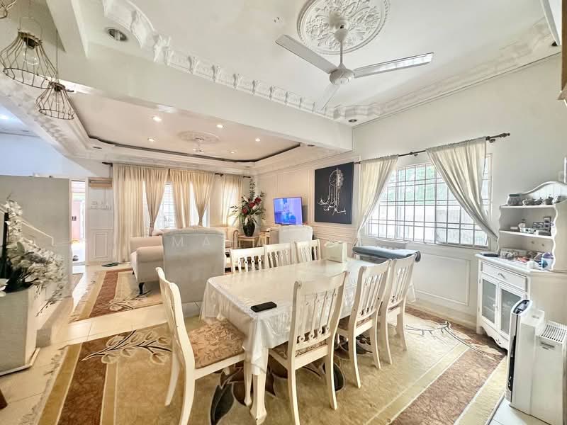 2-storey Terraced House for Sale in Taman Prima Saujana (Kajang) - Mahafiz . - Living Room - PropertyGuru.com.my