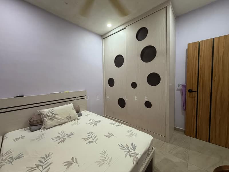 1-storey Terraced House for Sale in Taman Puteri Wangsa (Ulu Tiram) - Zoey Lee - Bedroom - PropertyGuru.com.my