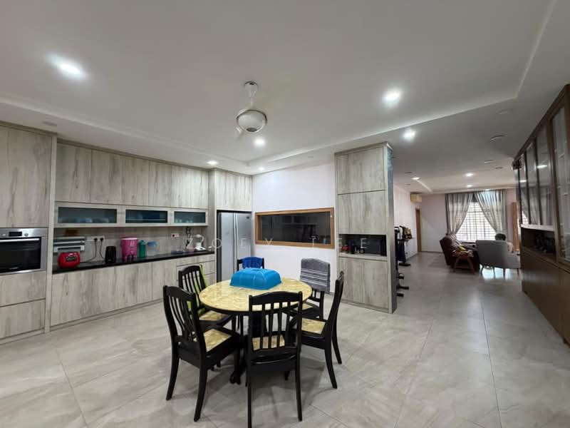 1-storey Terraced House for Sale in Taman Puteri Wangsa (Ulu Tiram) - Zoey Lee - Kitchen - PropertyGuru.com.my