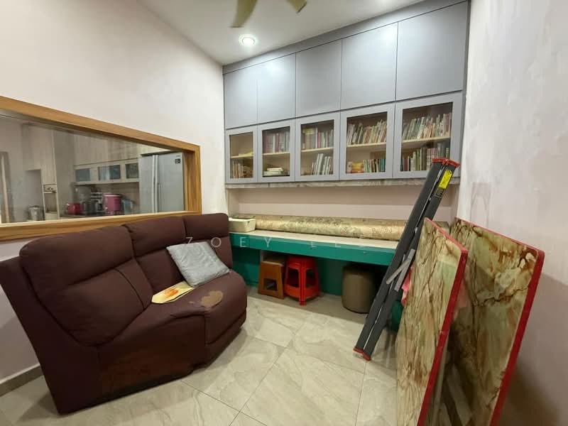 1-storey Terraced House for Sale in Taman Puteri Wangsa (Ulu Tiram) - Zoey Lee - Study - PropertyGuru.com.my