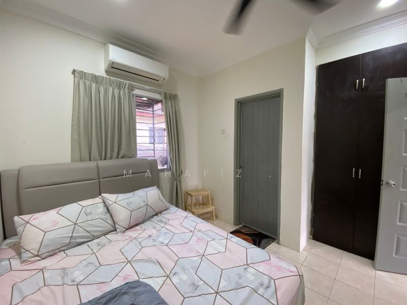 Rumah Teres 2 Tingkat untuk Dijual di Taman Universiti (Bangi) - Mahafiz . - PropertyGuru.com.my