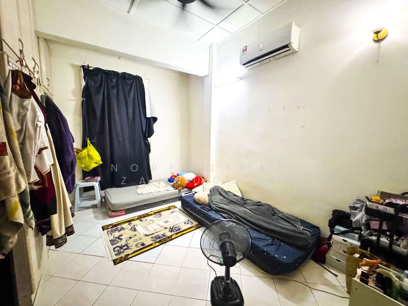 Condominium for Sale at Tiara Duta - NORFADILAH ZAINUDDIN - Bedroom - PropertyGuru.com.my