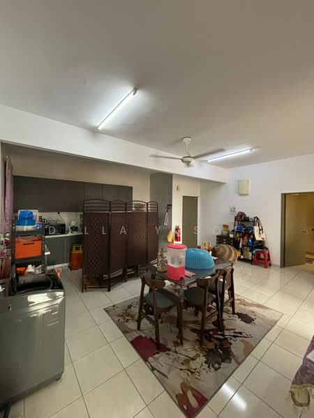 Apartment for Sale at Idaman Abadi - DILLA YUSOFF - Kitchen - PropertyGuru.com.my