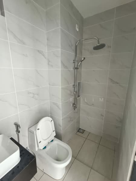 Servis Apartment untuk Dijual di Space Residency - Dexter Lim - Bathroom - PropertyGuru.com.my