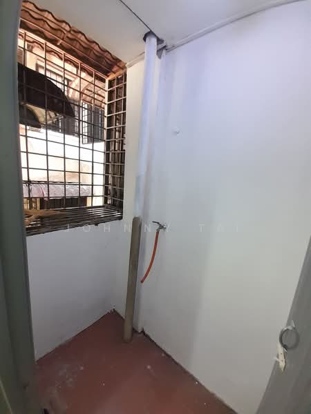 Flat for Rent at Vista Shop Apartment (Damansara Damai) - Johnny Tai - PropertyGuru.com.my