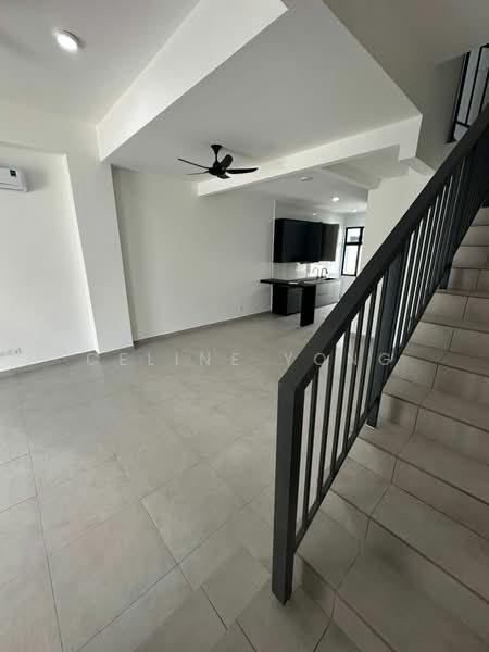 2-storey Terraced House for Rent in Taman Mount Austin (Tebrau) - Celine Yong - Kitchen - PropertyGuru.com.my