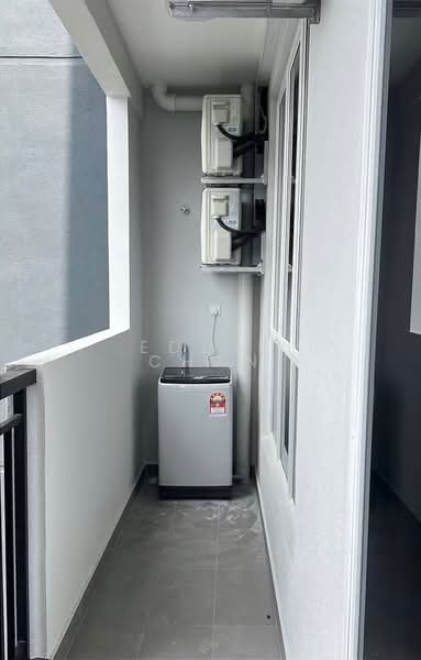 Servis Apartment untuk Disewa di TRELLIS RESIDENCES - Eddie Chan - Balcony - PropertyGuru.com.my