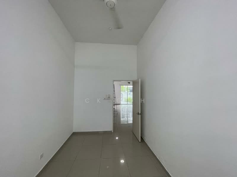 Rumah Teres 3 Tingkat untuk Dijual di Sunway Cassia (Batu Maung) - CK Goh - Interior - PropertyGuru.com.my