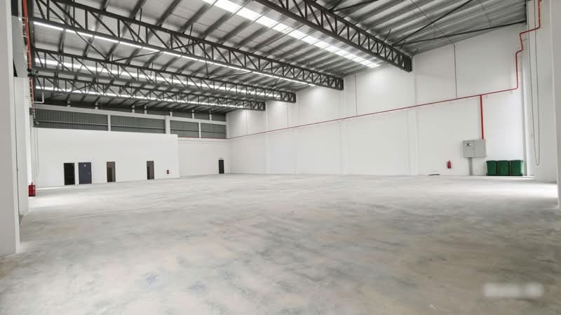 Factory for Rent in Eco Business Park 1 (Johor Bahru) - Stella Chia - Interior - PropertyGuru.com.my