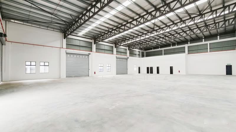 Factory for Rent in Eco Business Park 1 (Johor Bahru) - Stella Chia - Interior - PropertyGuru.com.my