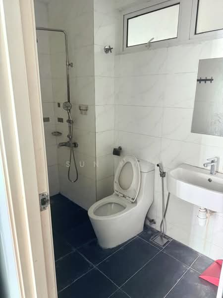 Servis Apartment untuk Disewa di Twin Galaxy (Dwi Galaksi) - Sun Yap - Bathroom - PropertyGuru.com.my