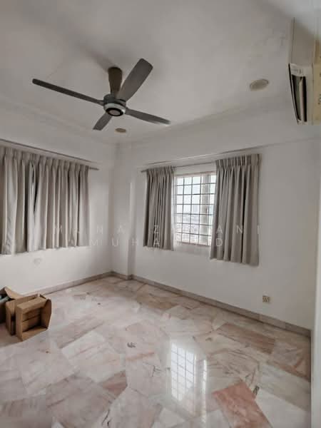 Kondominium untuk Dijual di Awana Puri - Muna Zawani Muhamad - Bedroom - PropertyGuru.com.my