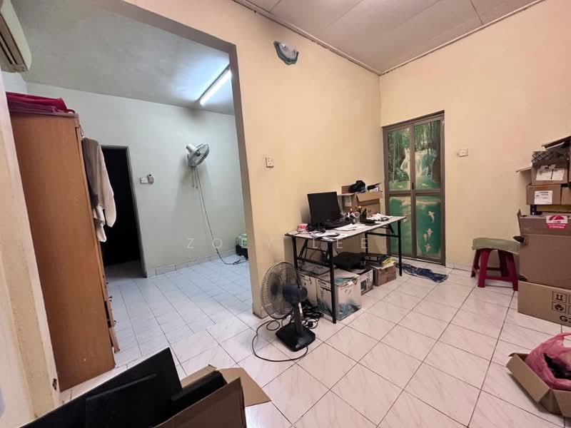 Rumah Berkembar untuk Dijual di Taman Megah Ria (Masai) - Zoey Lee - PropertyGuru.com.my