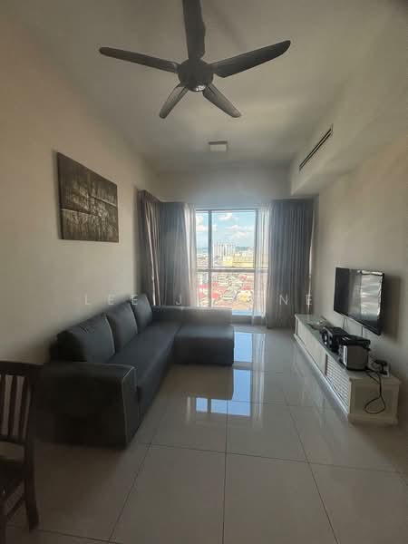 Servis Apartment untuk Disewa di Icon Residenz 1 @ Icon City - Lee Joanne - Living Room - PropertyGuru.com.my