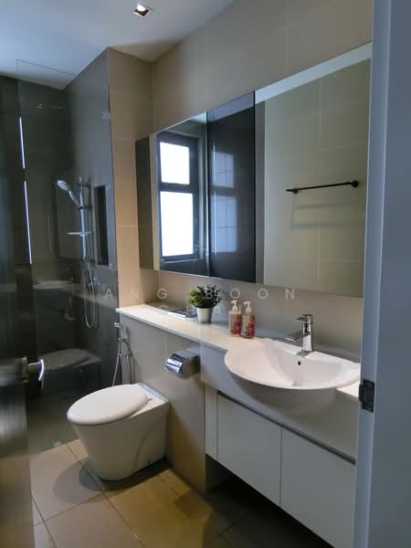 Service Residence for Sale at Setia Sky 88 - Ang Boon Chai - Bathroom - PropertyGuru.com.my