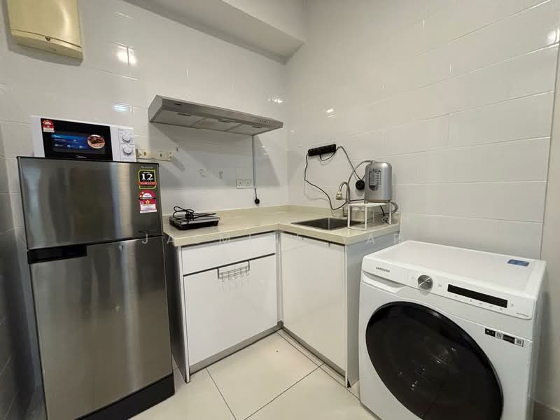 Service Residence for Rent at Arte Mont Kiara - Jasmine Yap - Kitchen - PropertyGuru.com.my