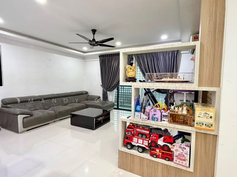 Servis Apartment untuk Dijual di The Garden Residences - Mandy Goh Siew Li - Living Room - PropertyGuru.com.my
