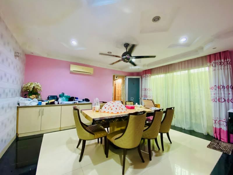 Rumah Teres 2 Tingkat untuk Dijual di Taman Gombak Permai (Batu Caves) - Ali Idris - Dining Room - PropertyGuru.com.my