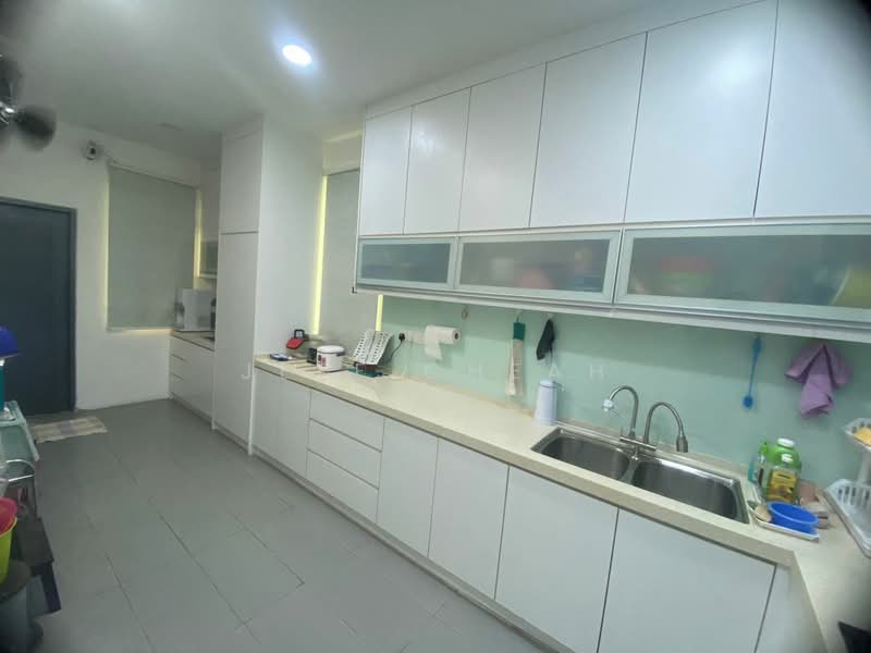 Semi-Detached House for Sale in Semenyih (Selangor) - Jeff Cheah - Kitchen - PropertyGuru.com.my