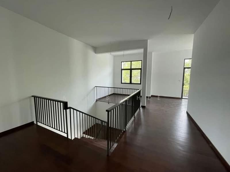 Rumah Berkembar untuk Dijual di Bukit Rahman Putra (Sungai Buloh) - Agnes Chee - PropertyGuru.com.my