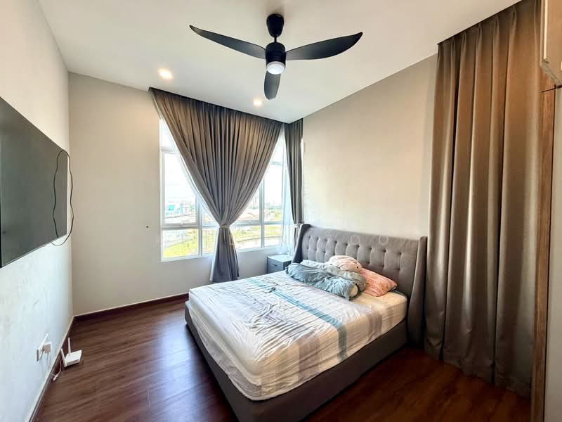 Service Residence for Rent at Parkland Residence - Kellyn Foo - PropertyGuru.com.my