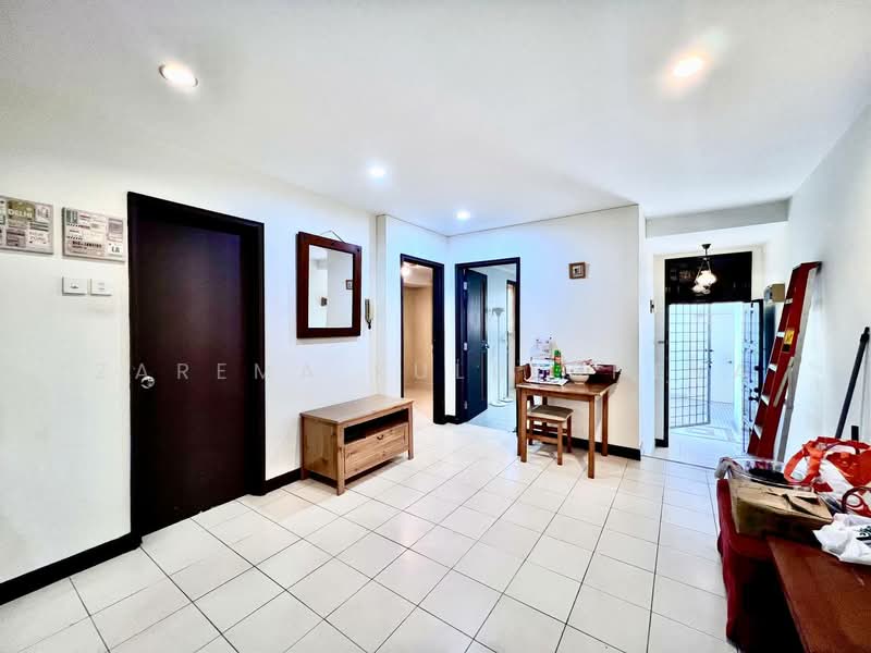 Kondominium untuk Dijual di Tivoli Villas - Zarema Kulbuzheva - Entrance - PropertyGuru.com.my