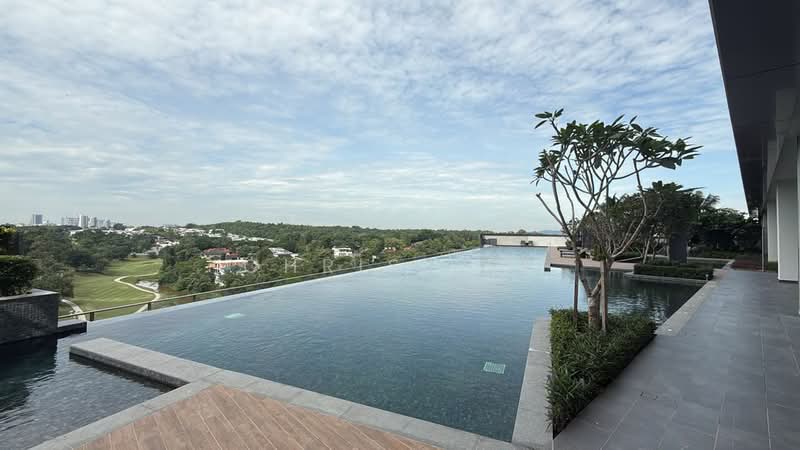 Servis Apartment untuk Disewa di Edelweiss @ Tropicana Gardens - Chris Lee - Pool - PropertyGuru.com.my