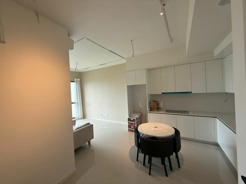 Servis Apartment untuk Disewa di Edelweiss @ Tropicana Gardens - Chris Lee - Living Room - PropertyGuru.com.my