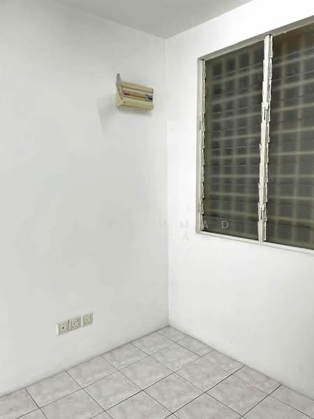 Apartment for Sale at Pangsapuri Pendamar A - Muhammad Iqmal Rahiman - Interior - PropertyGuru.com.my