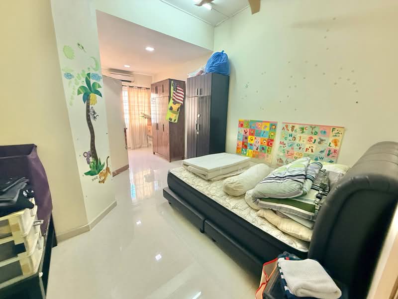 2-storey Terraced House for Sale in Bukit Jelutong (Shah Alam) - Amzar Faiz - PropertyGuru.com.my