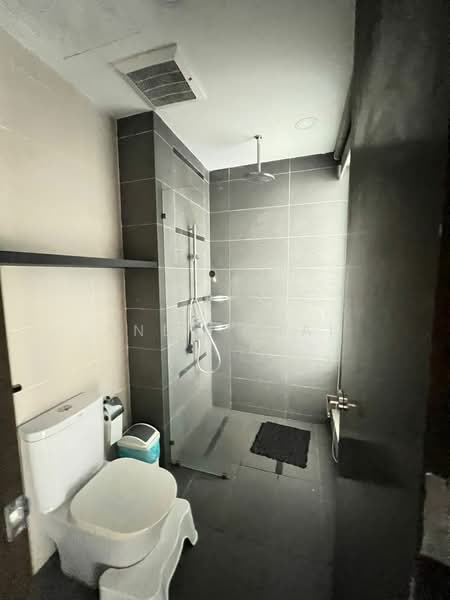 Servis Apartment untuk Disewa di Tropicana Avenue - Andy Chai - Bathroom - PropertyGuru.com.my