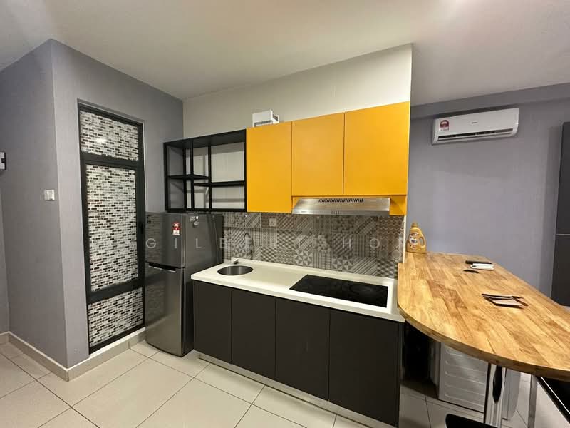 Service Residence for Rent at Liberty @ Arc - Gilbert Hor - Kitchen - PropertyGuru.com.my
